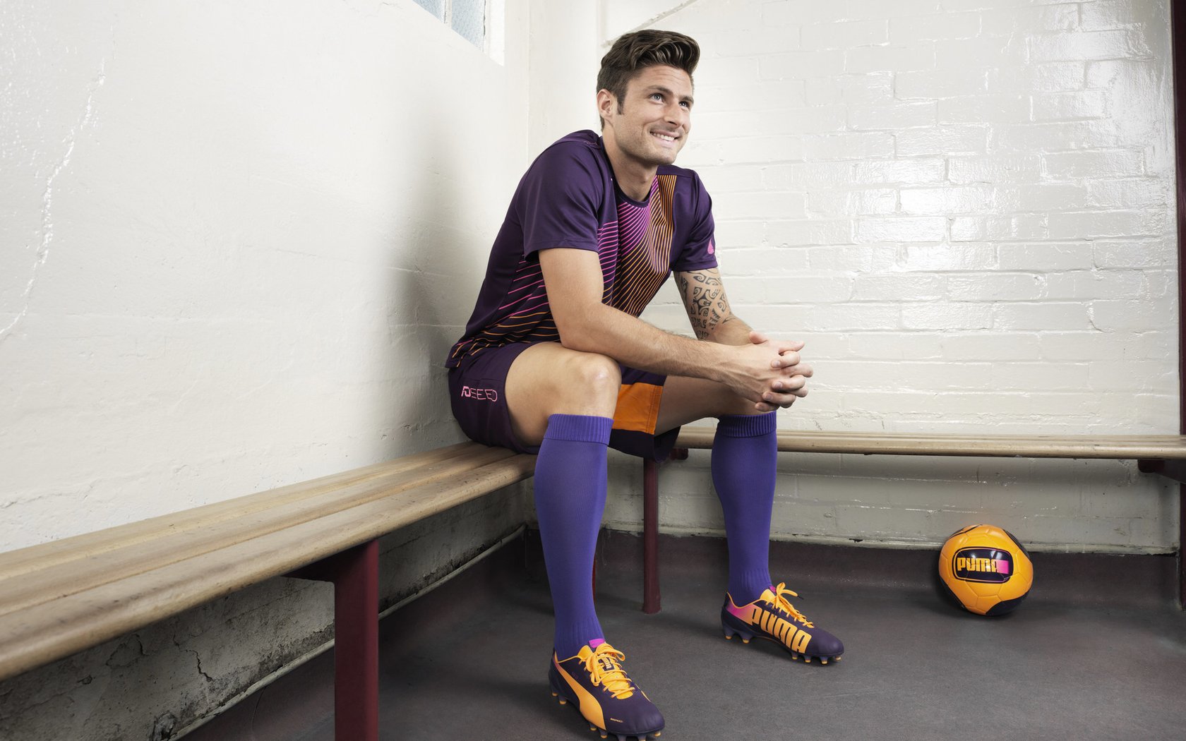 当日MVP：王强的决定性三分让他荣获焦点！，王强打多少分