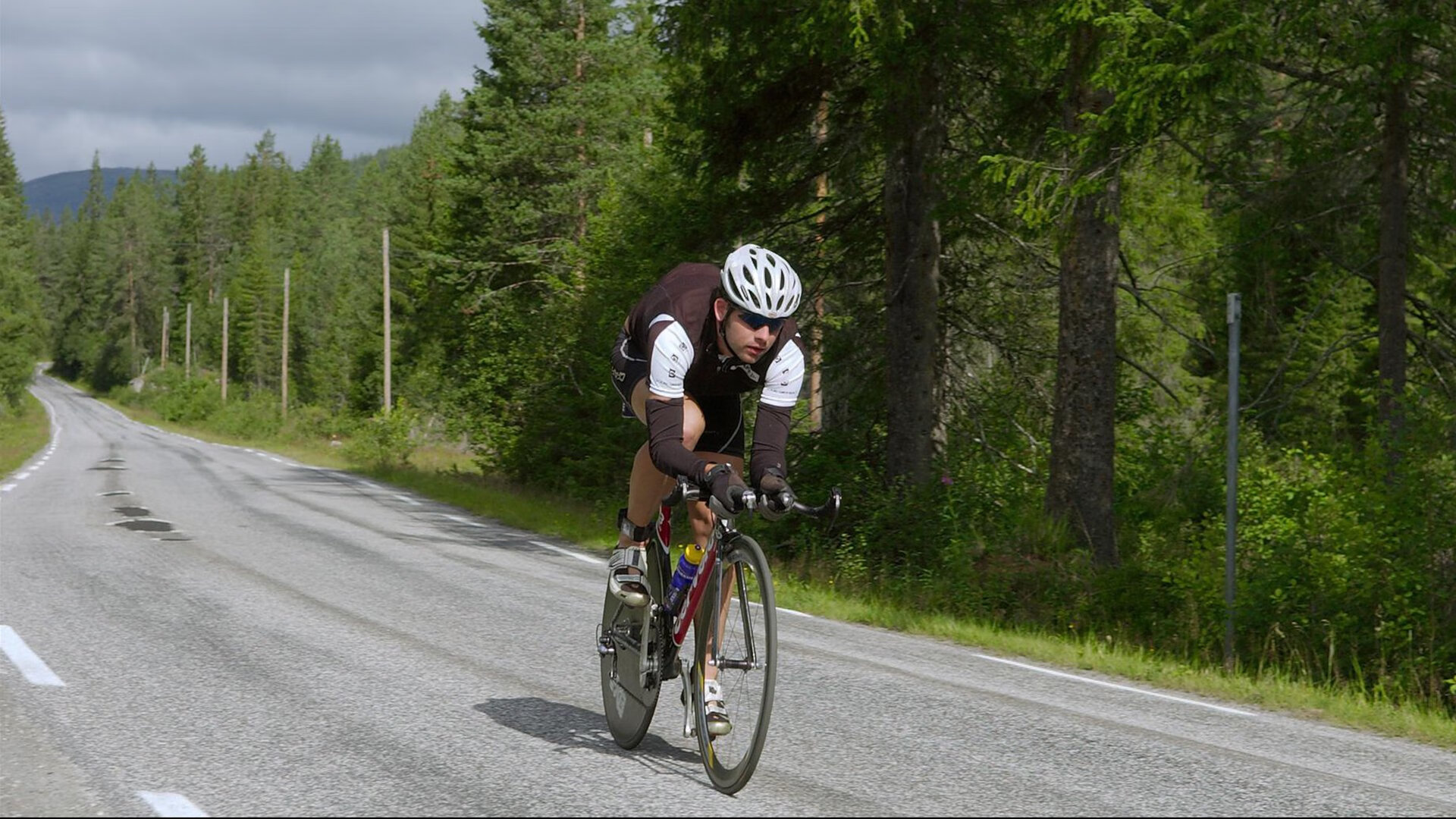 曼联引援大手笔:签入超级新星,实力大增,曼联又一重磅签约达成